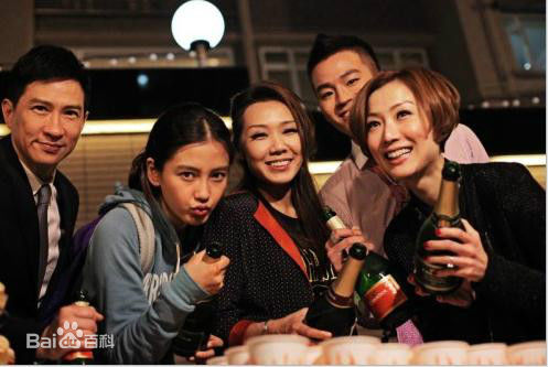 杨颖(Angelababy)艺人合影前后照片