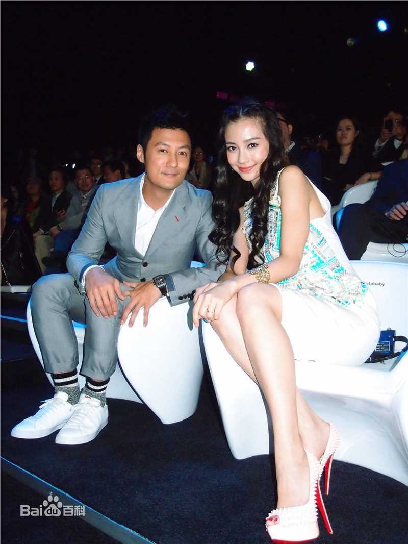 杨颖(Angelababy)艺人合影前后照片