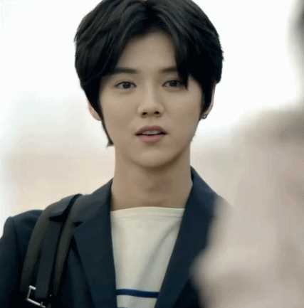 鹿晗(LUHAN)最全MV、花絮等壁纸