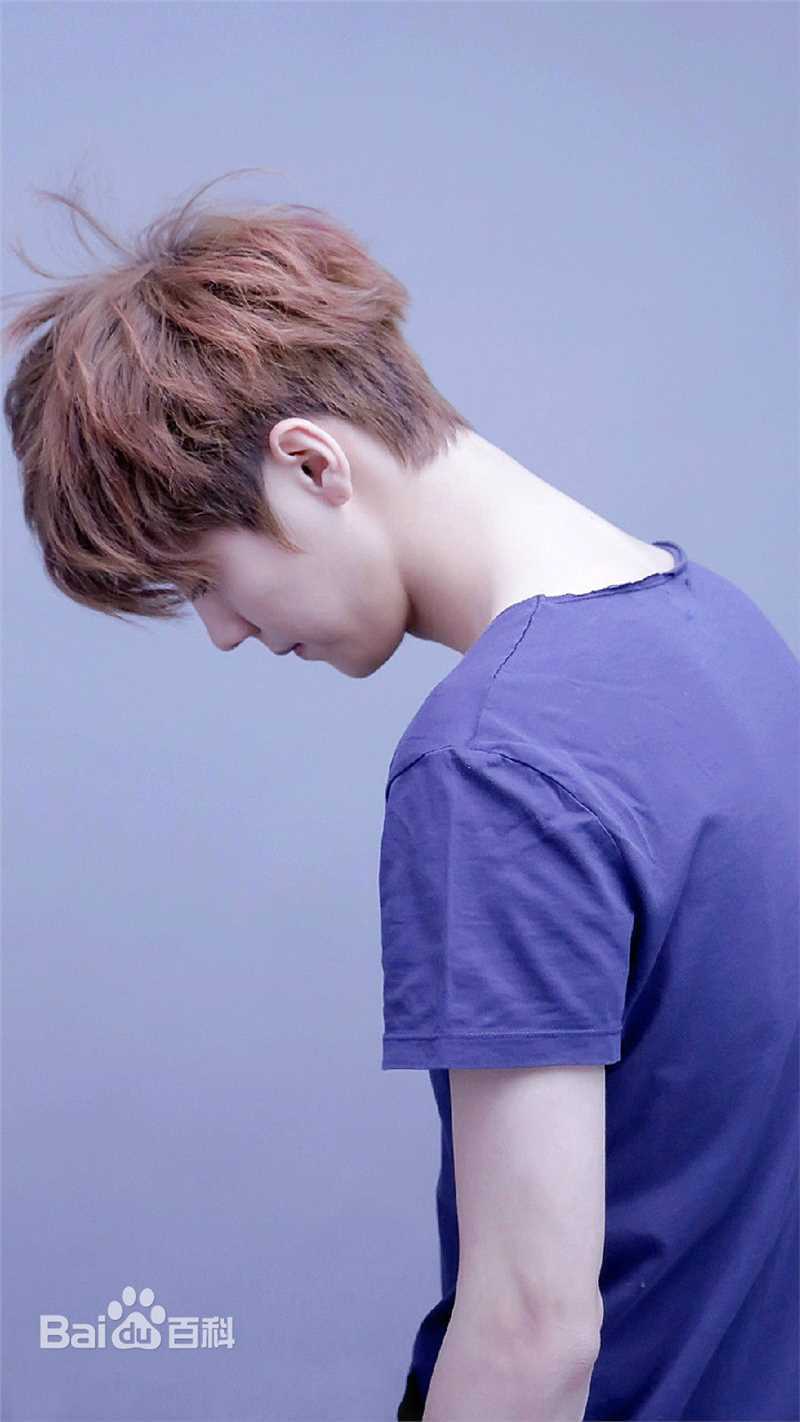 鹿晗(LUHAN)最全MV、花絮等壁纸