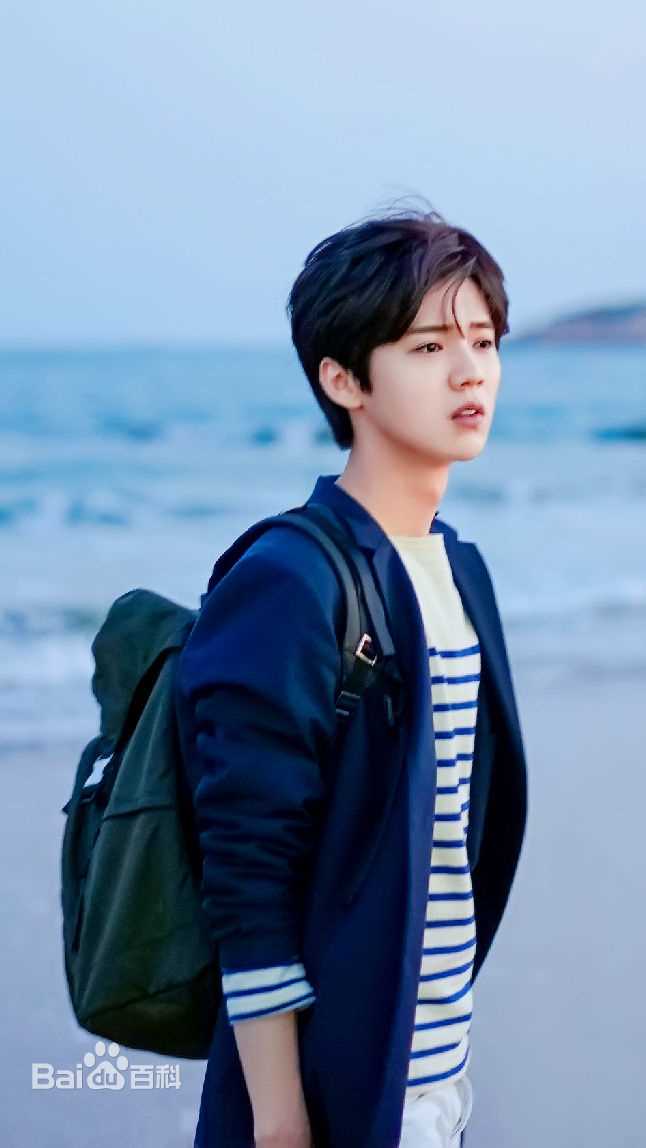 鹿晗(LUHAN)最全MV、花絮等壁纸