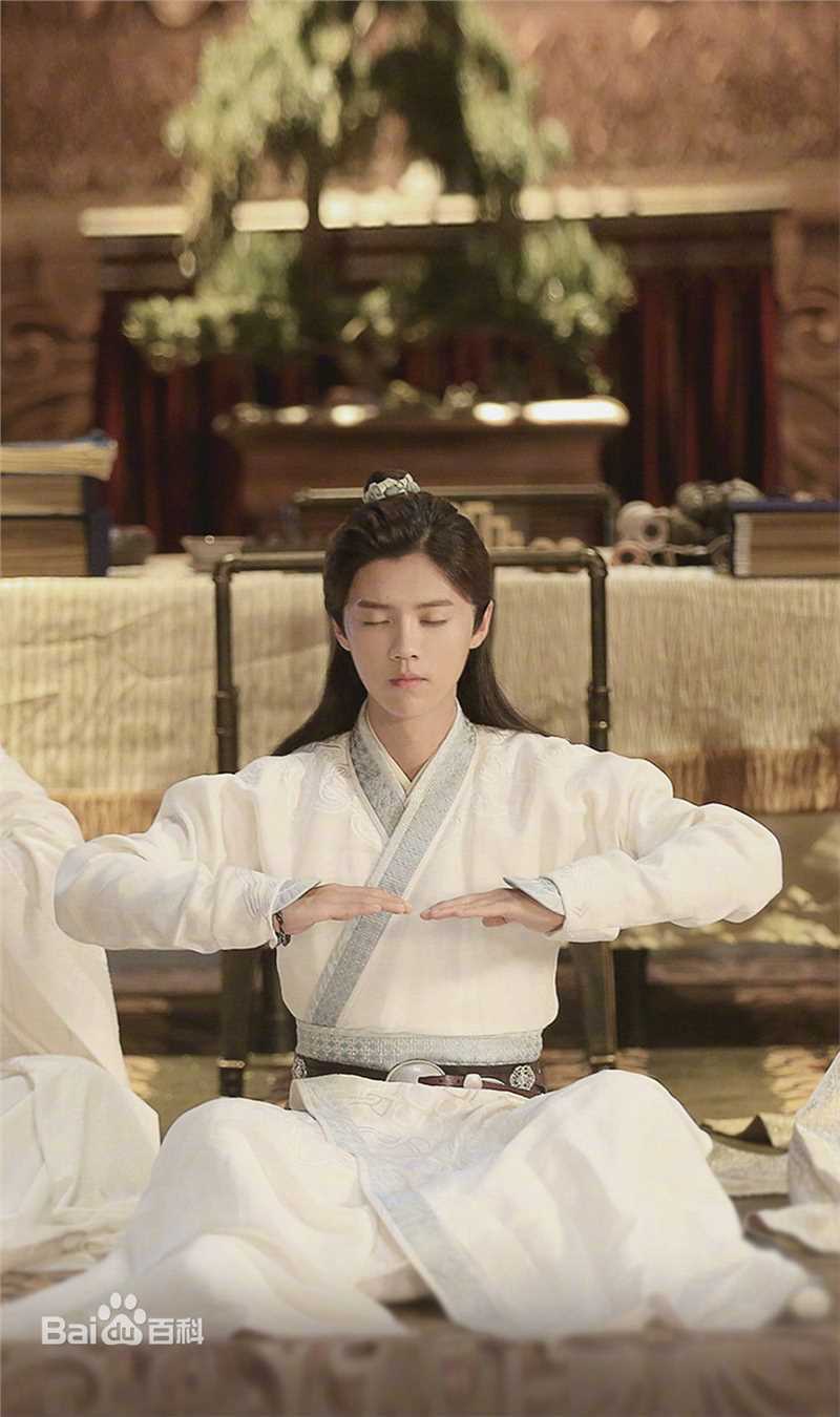 高清鹿晗(LUHAN)在《择天记》陈长生中的图集