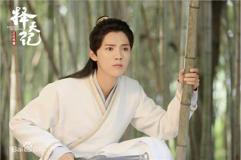 高清鹿晗(LUHAN)在《择天记》陈长生中的图集