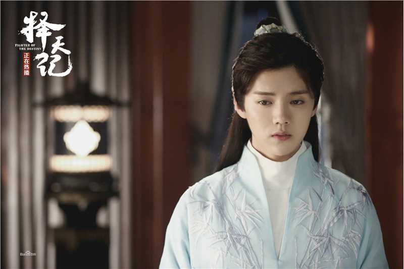 高清鹿晗(LUHAN)在《择天记》陈长生中的图集