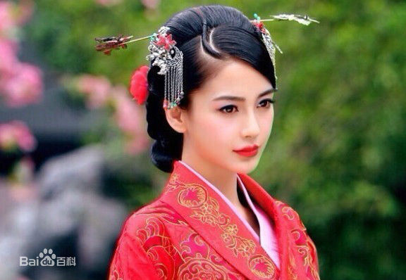 最新杨颖(Angelababy)在《大汉情缘之云中歌》云歌中的壁纸