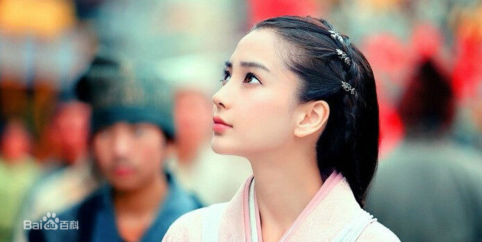 最新杨颖(Angelababy)在《大汉情缘之云中歌》云歌中的壁纸