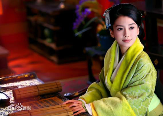 最新杨颖(Angelababy)在《大汉情缘之云中歌》云歌中的壁纸