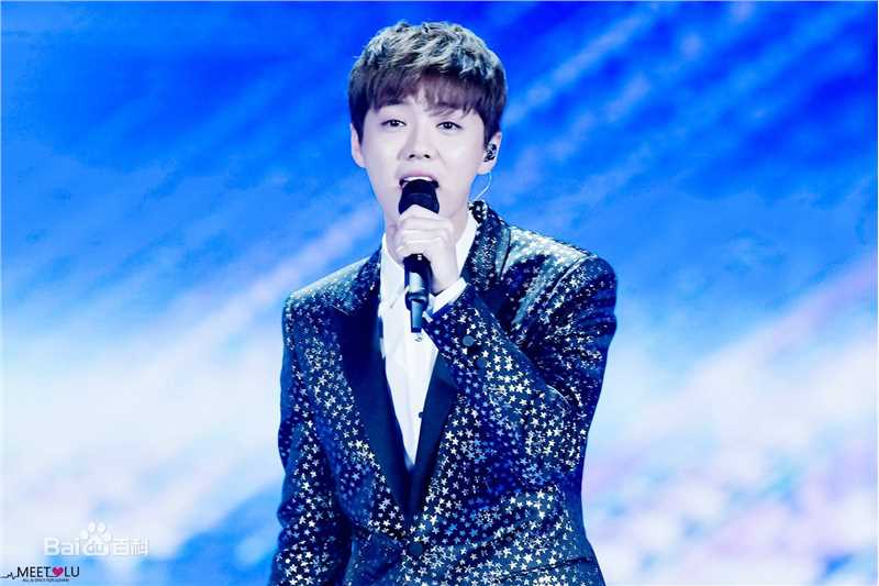 鹿晗(LUHAN)2017央视春晚壁纸壁纸