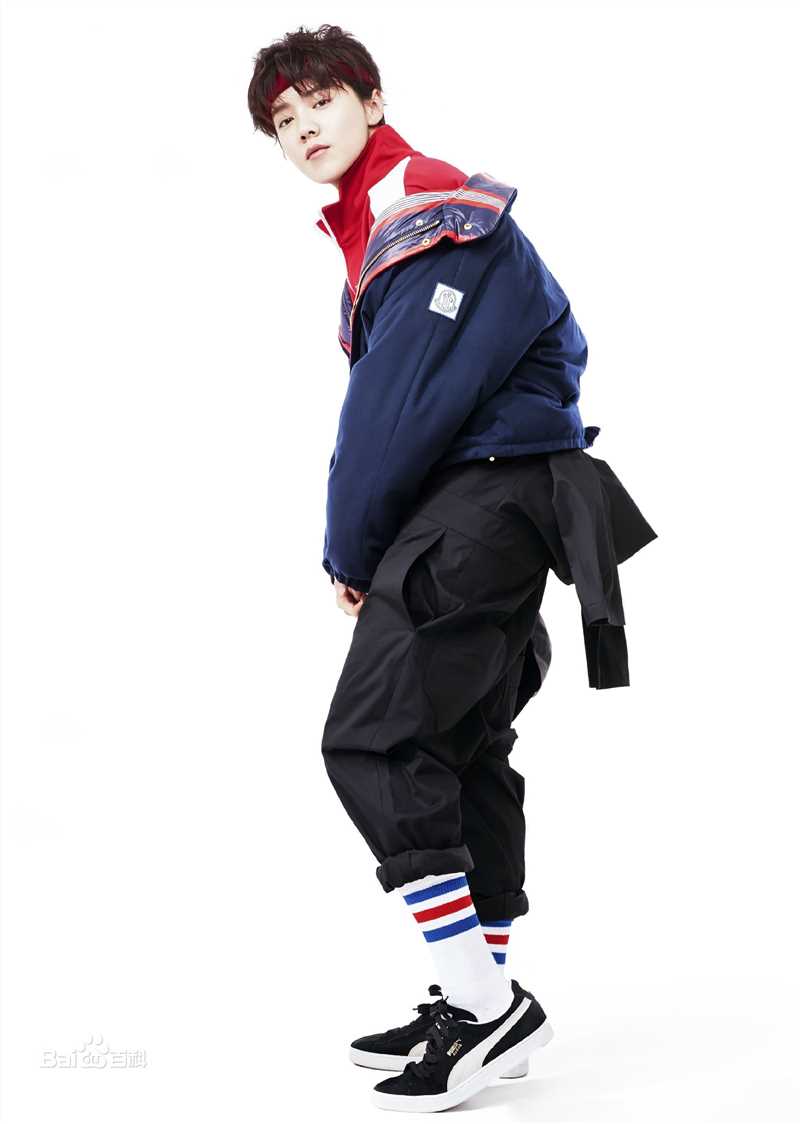 高清鹿晗(LUHAN)在《嘉人》2016年2月刊中的图集