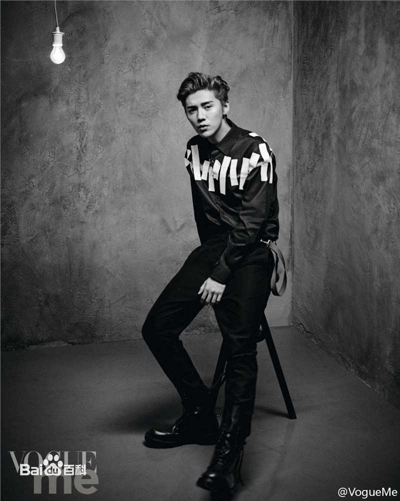 高清鹿晗(LUHAN)在《Vogue Me》创刊号中的图集