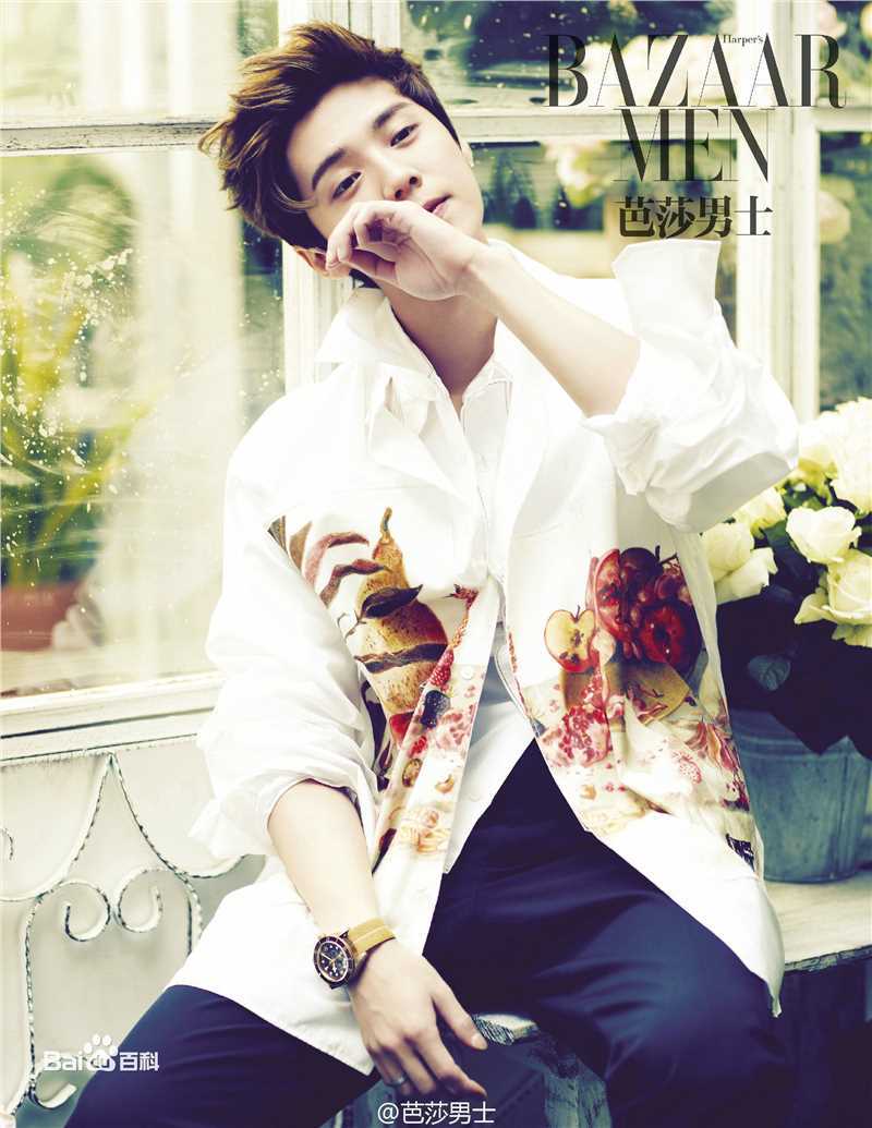 鹿晗(LUHAN)高清《芭莎男士》单人封面最年轻明星图集