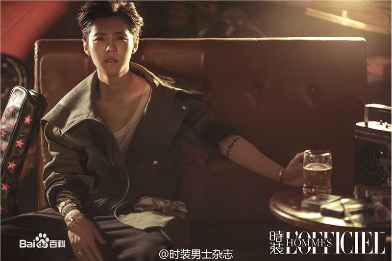 高清鹿晗(LUHAN)在《时装男士》10月刊暨100期八周年刊中的图集