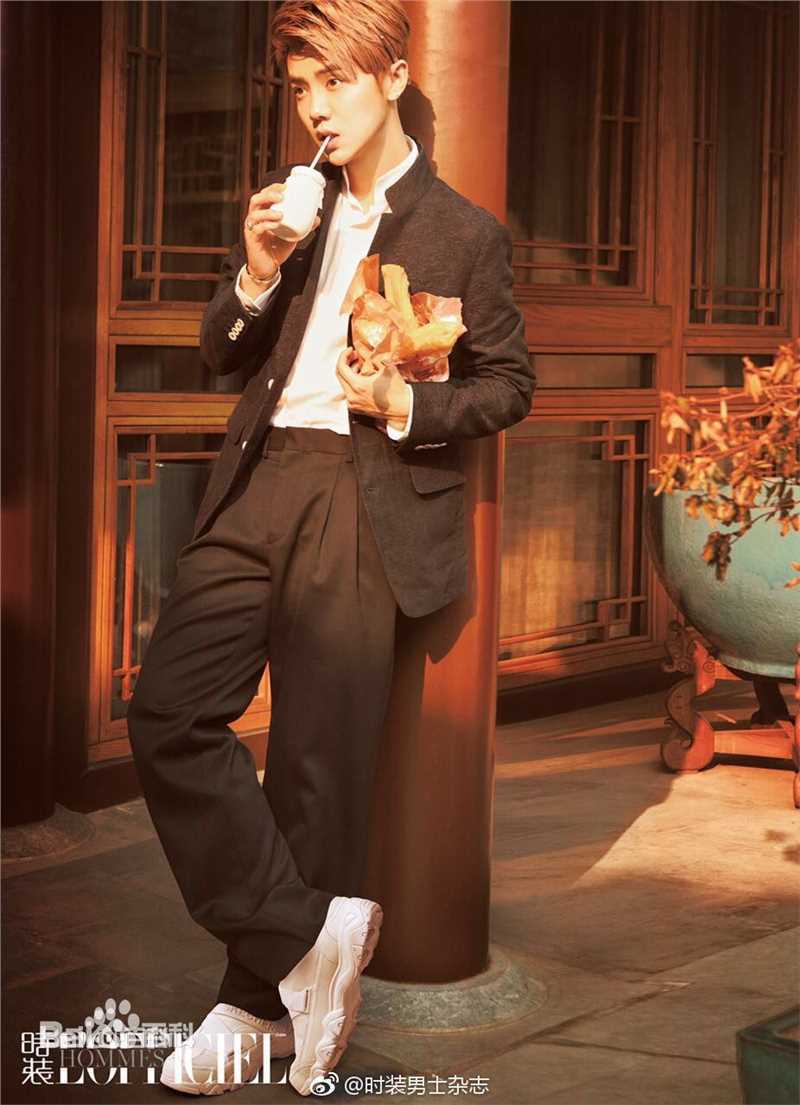 最全鹿晗(LUHAN)在《时装男士》2017年五月刊中的壁纸