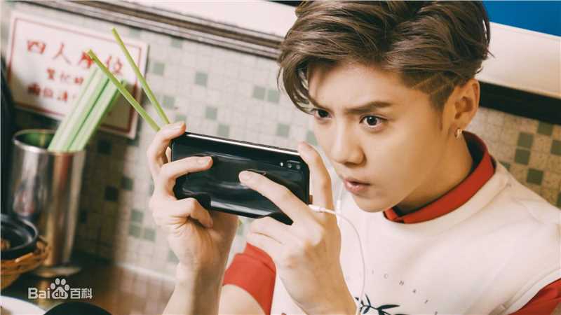 鹿晗(LUHAN)高清《智族GQ》首个封面图集