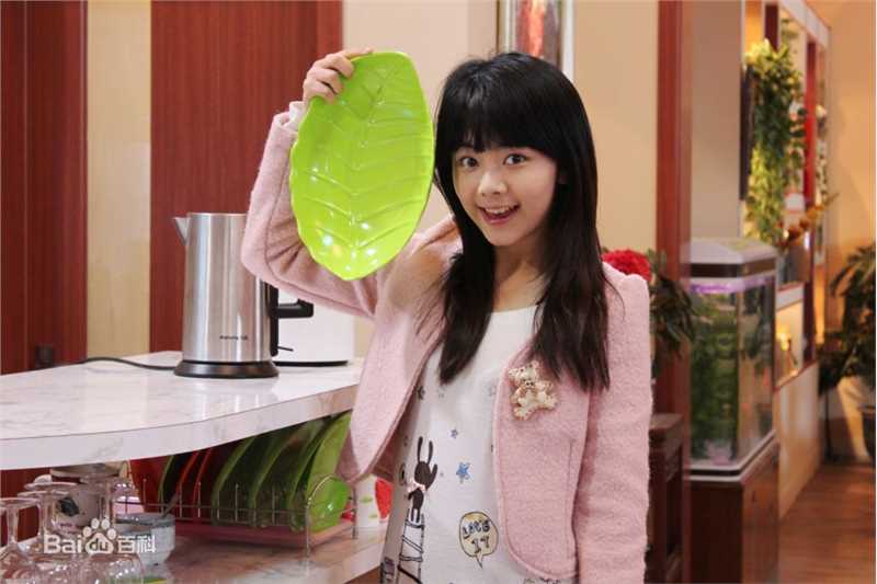 精选谭松韵(Seven)在《搞笑一家人》 蒋贝蒂中的图册