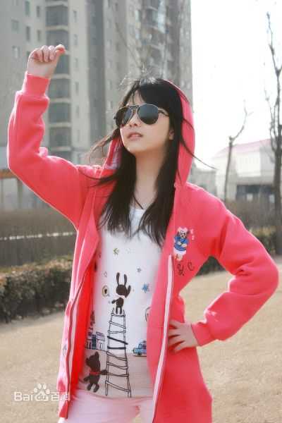 精选谭松韵(Seven)在《搞笑一家人》 蒋贝蒂中的图册