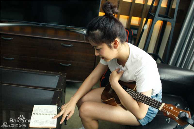 精选谭松韵(Seven)在《爱拍》中的图册