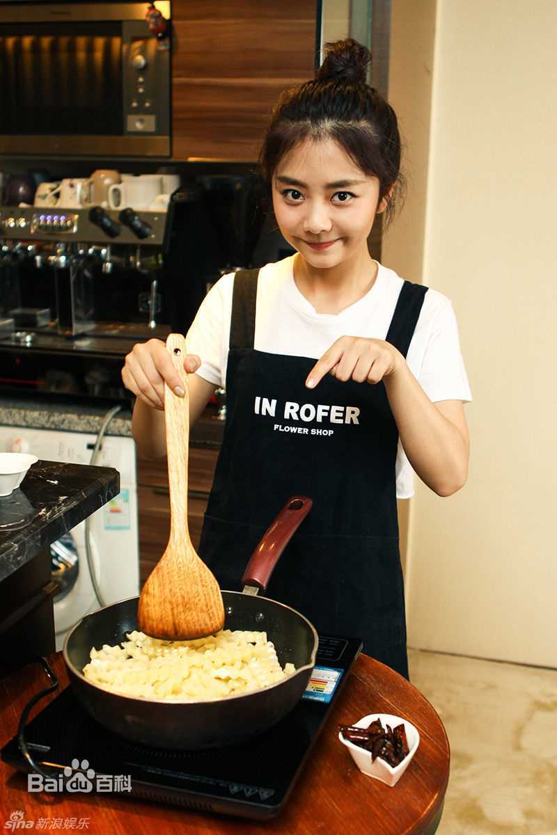 精选谭松韵(Seven)在《爱拍》中的图册