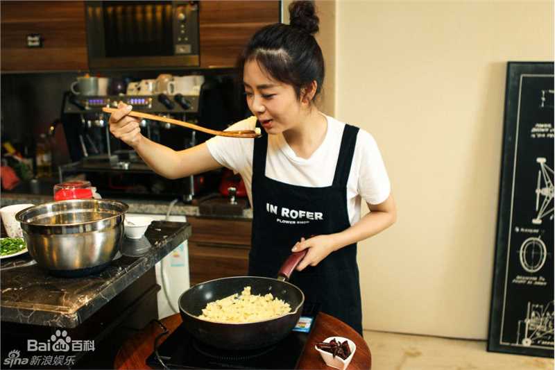 精选谭松韵(Seven)在《爱拍》中的图册