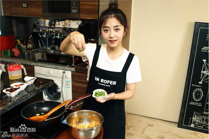 精选谭松韵(Seven)在《爱拍》中的图册