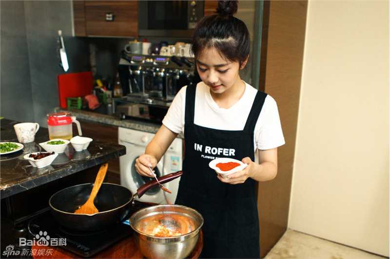 精选谭松韵(Seven)在《爱拍》中的图册