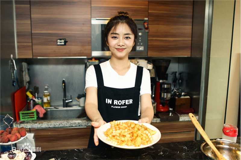 精选谭松韵(Seven)在《爱拍》中的图册