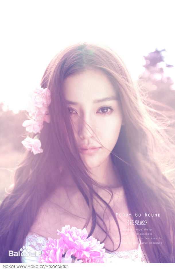 杨颖(Angelababy)最新“花儿说”集壁纸