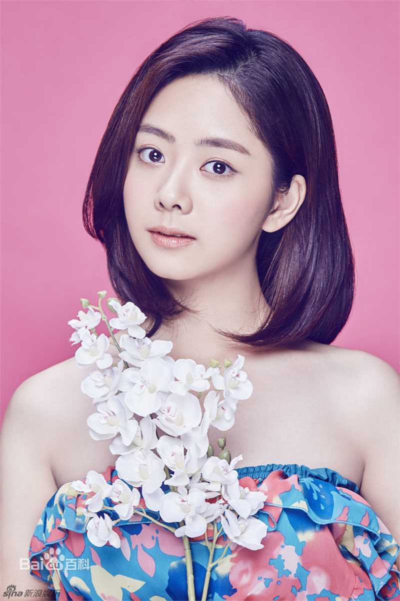 谭松韵(Seven)最新粉系青春壁纸