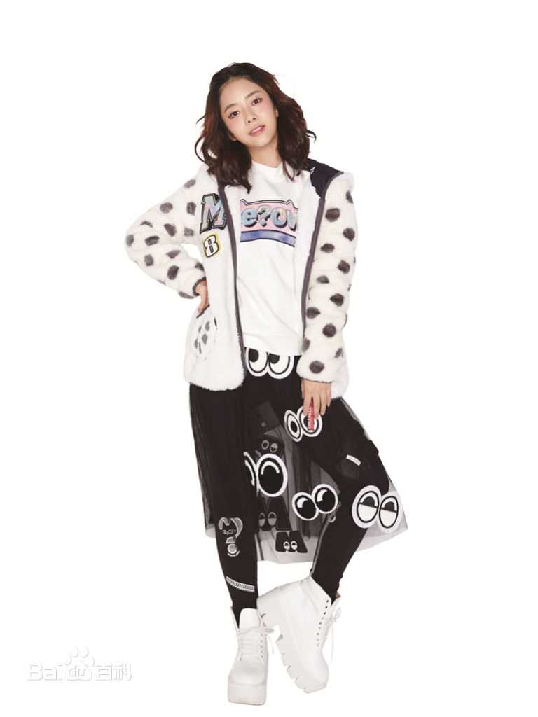 谭松韵(Seven)最新时尚壁纸