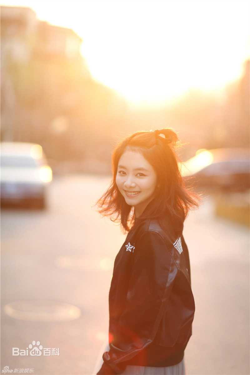 谭松韵(Seven)阳光治愈系