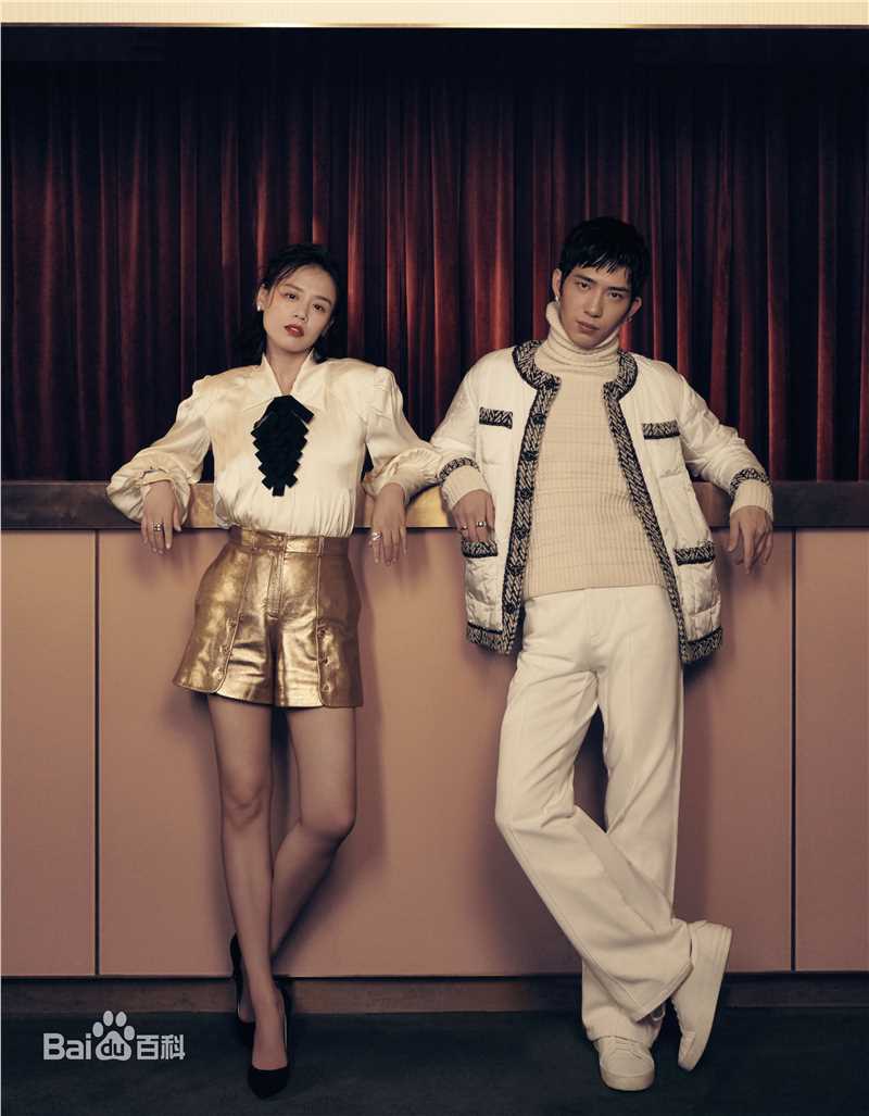 高清井柏然(Jing Bo Ran)在《时尚芭莎》2018年10月刊中的图集