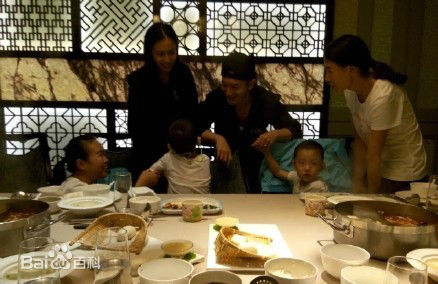 杨颖(Angelababy)关爱宝贝计划实施图册