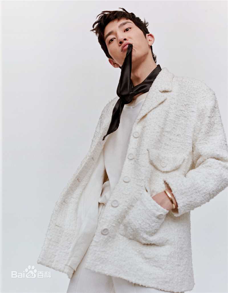 高清井柏然(Jing Bo Ran)在《时尚COO》2月刊中的图集