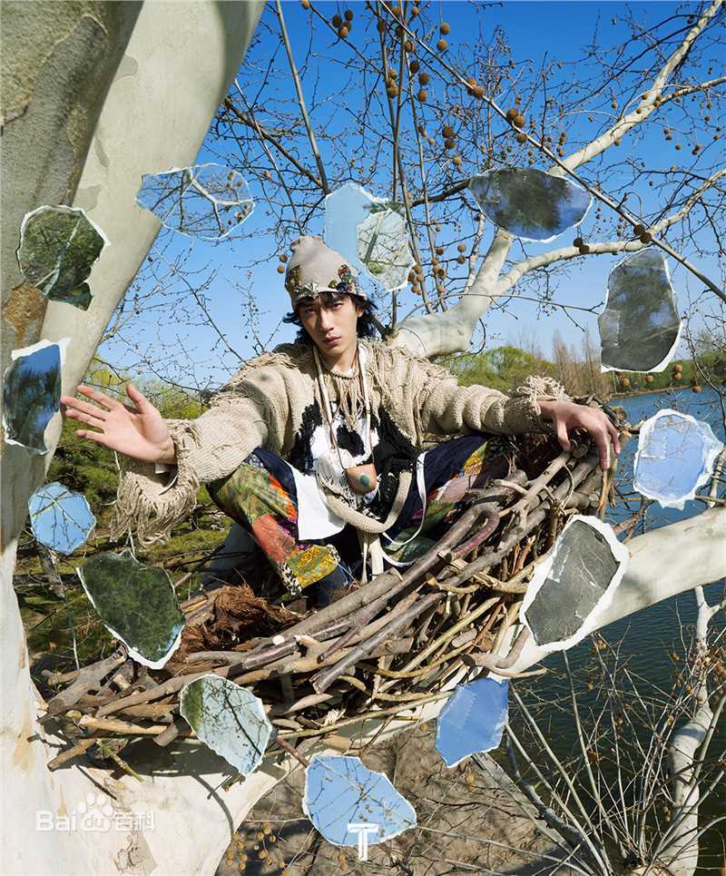 高清井柏然(Jing Bo Ran)在《Tmagazine 》2019年5月刊中的图集