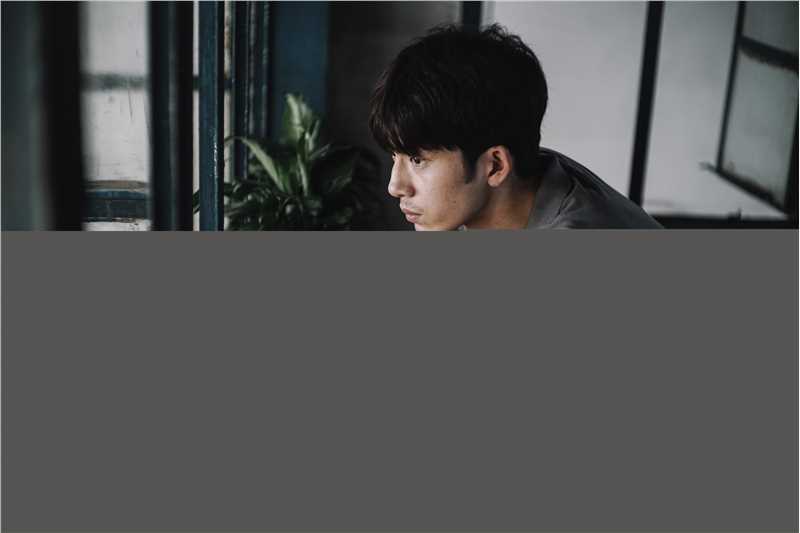 井柏然(Jing Bo Ran)电影《风中有朵雨做的云》最优质剧照