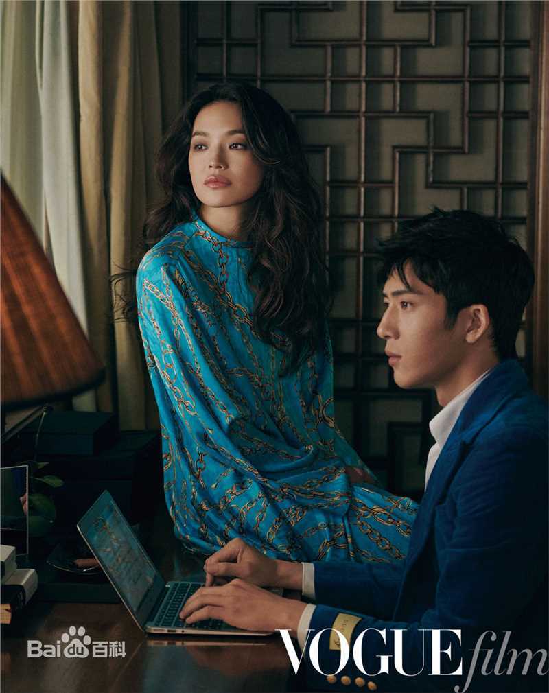 最全井柏然(Jing Bo Ran)在《Vogue Film》2019春夏刊中的壁纸