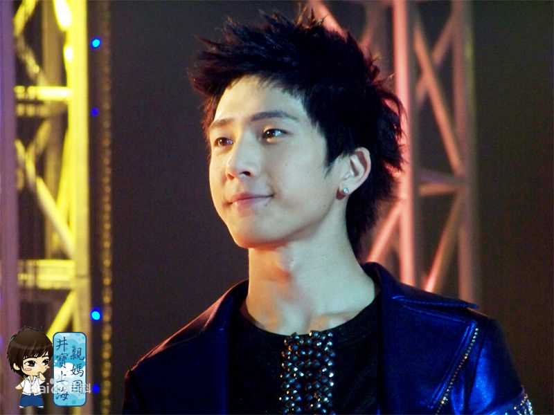 井柏然(Jing Bo Ran)2008年4月沈阳生日会性感图片图集