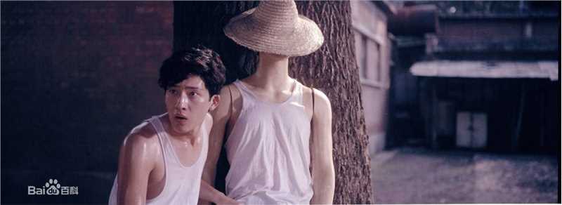 井柏然(Jing Bo Ran)在2010年《全城热恋》饰演小方中的