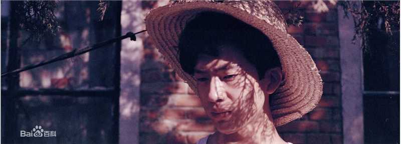 井柏然(Jing Bo Ran)在2010年《全城热恋》饰演小方中的