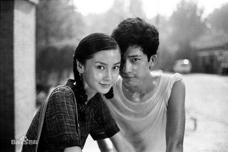 井柏然(Jing Bo Ran)在2010年《全城热恋》饰演小方中的