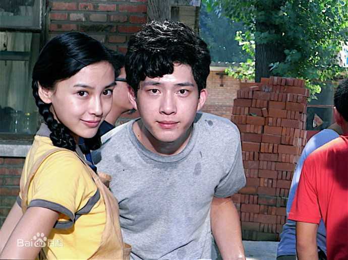 井柏然(Jing Bo Ran)在2010年《全城热恋》饰演小方中的