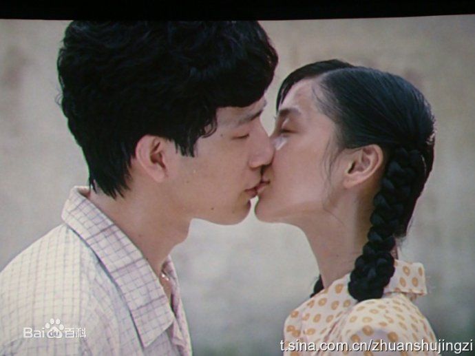 井柏然(Jing Bo Ran)在2010年《全城热恋》饰演小方中的