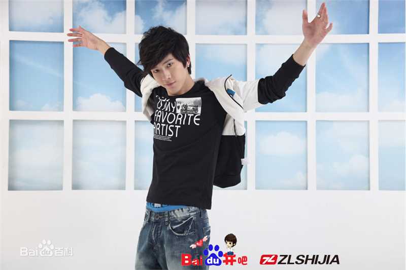 井柏然(Jing Bo Ran)代言战狼世家生活照相册