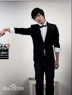 井柏然(Jing Bo Ran)代言战狼世家生活照相册