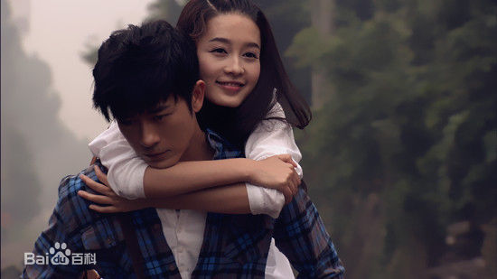 精选李沁(Li Qin)在《花开半夏》夏如画中的图册