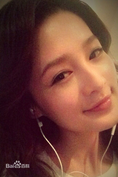 李沁(Li Qin)照素颜照相册