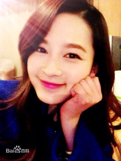 李沁(Li Qin)照素颜照相册