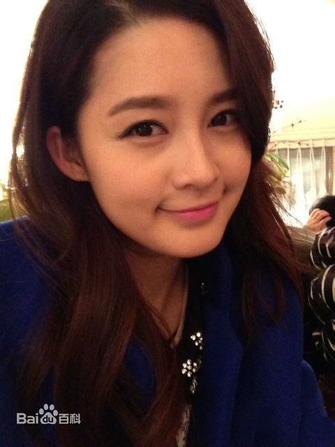 李沁(Li Qin)照素颜照相册