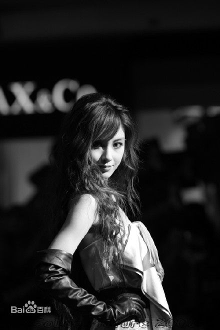 杨颖(Angelababy)模特时期性感图片壁纸