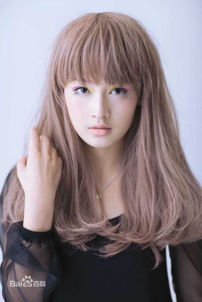 李沁(Li Qin)杂志